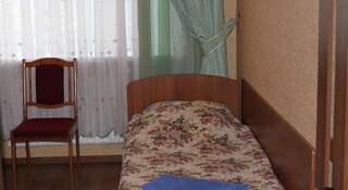 Гостиница ОНАКО-Комета Отель Ульяновск Стандартный двухместный номер с 2 отдельными кроватями-1